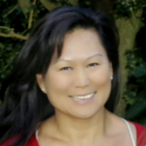 Headshot of Helen Joo