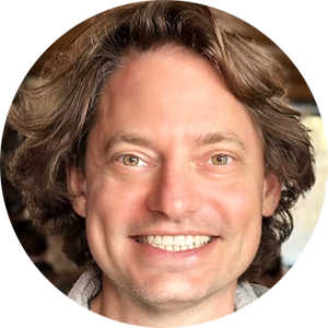 Headshot of Ezra Charm