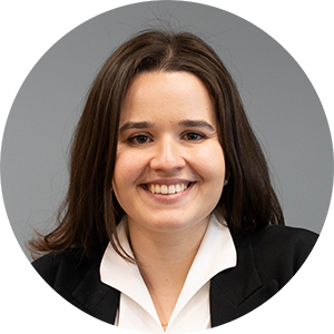 Headshot of Larissa Zutter