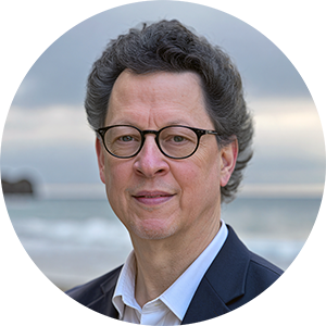 Headshot of Lee Levitt