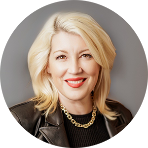 Headshot of Tricia Benn