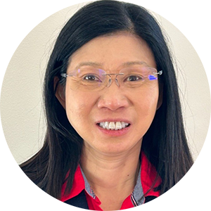 Headshot of Vivian Ng
